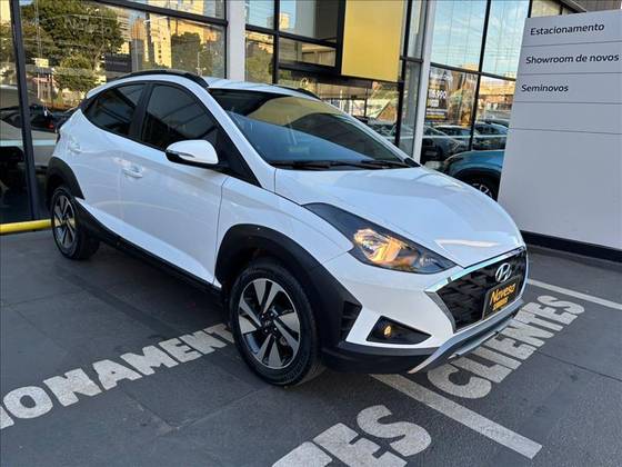 HYUNDAI HB20X 1.6 16V FLEX EVOLUTION AUTOMÁTICO HYUNDAI HB20X 1.6 16V FLEX EVOLUTION AUTOMÁTICO